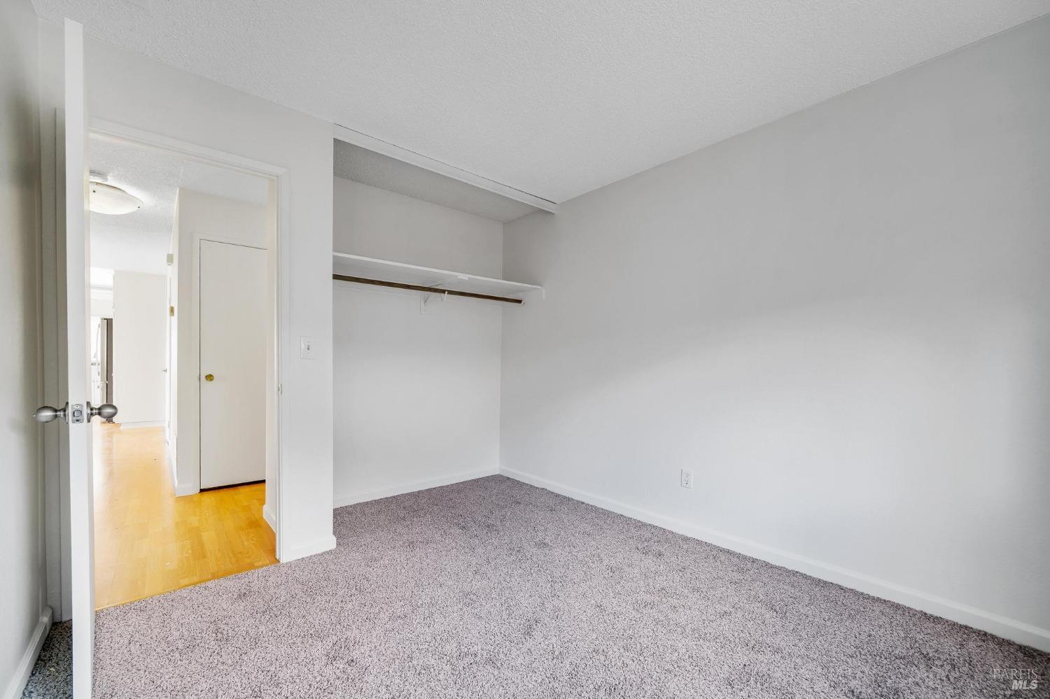 Detail Gallery Image 24 of 31 For 170 Wren Ct, Vallejo,  CA 94591 - 3 Beds | 2 Baths