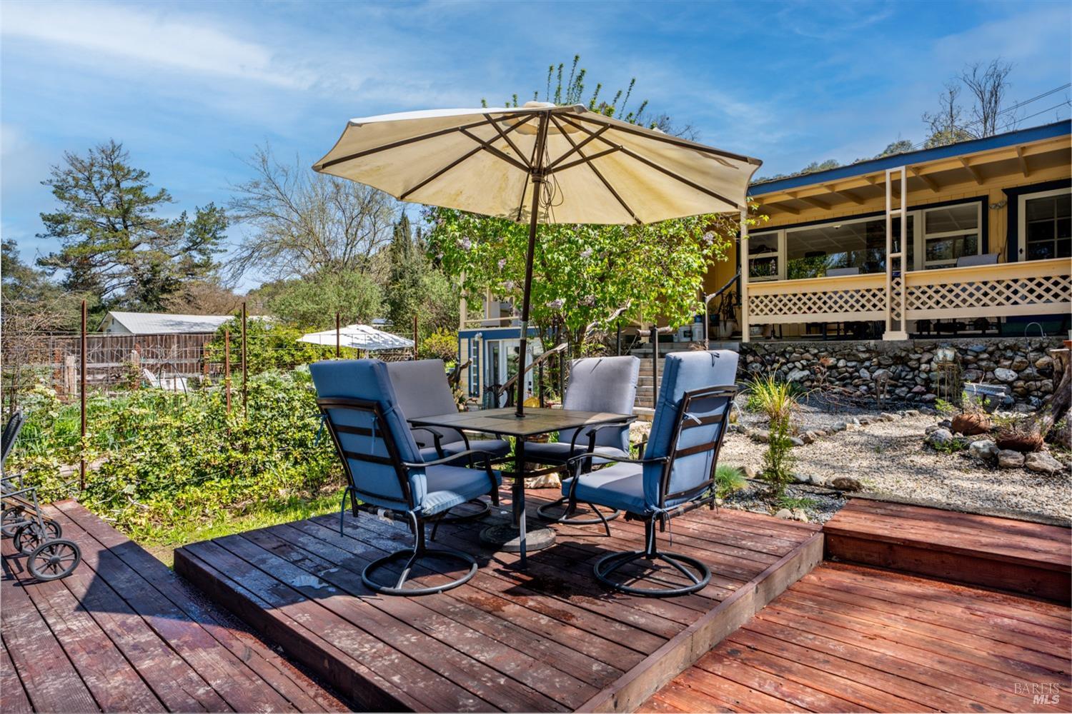 Detail Gallery Image 30 of 39 For 5490 Eastside Calpella Rd, Ukiah,  CA 95482 - 4 Beds | 3 Baths