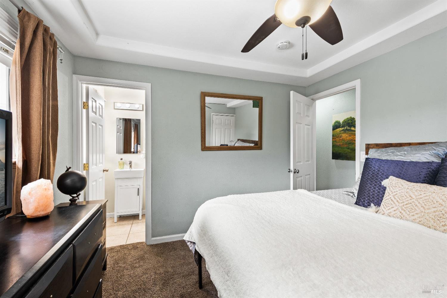 Detail Gallery Image 25 of 34 For 516 Alta Ave, Rohnert Park,  CA 94928 - 5 Beds | 3 Baths
