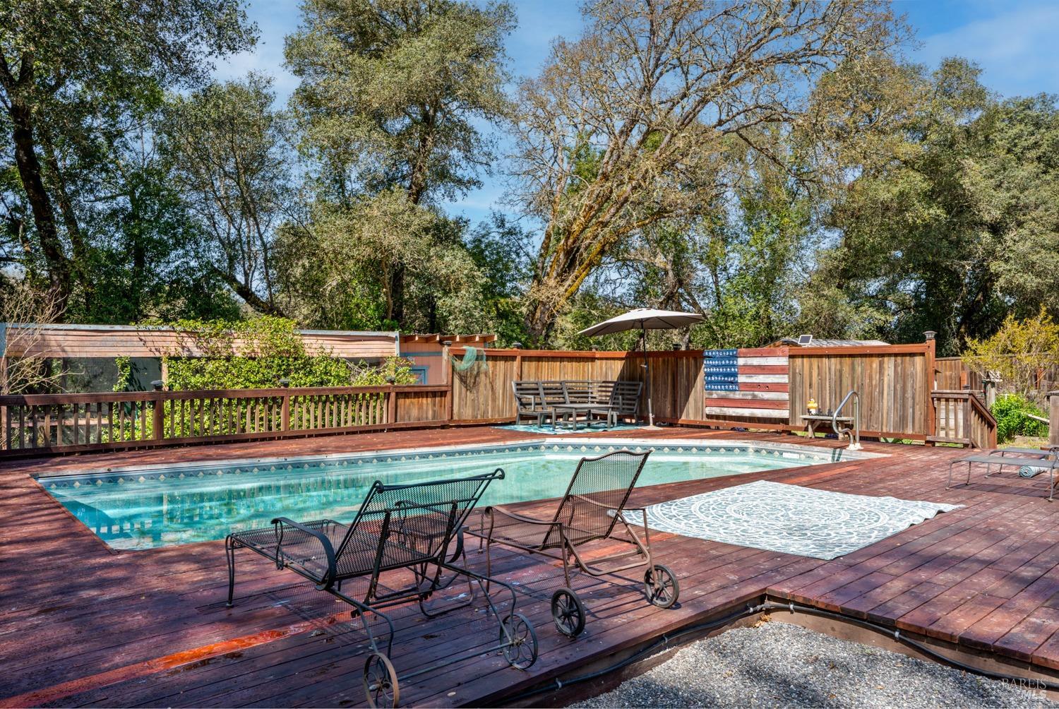Detail Gallery Image 31 of 39 For 5490 Eastside Calpella Rd, Ukiah,  CA 95482 - 4 Beds | 3 Baths
