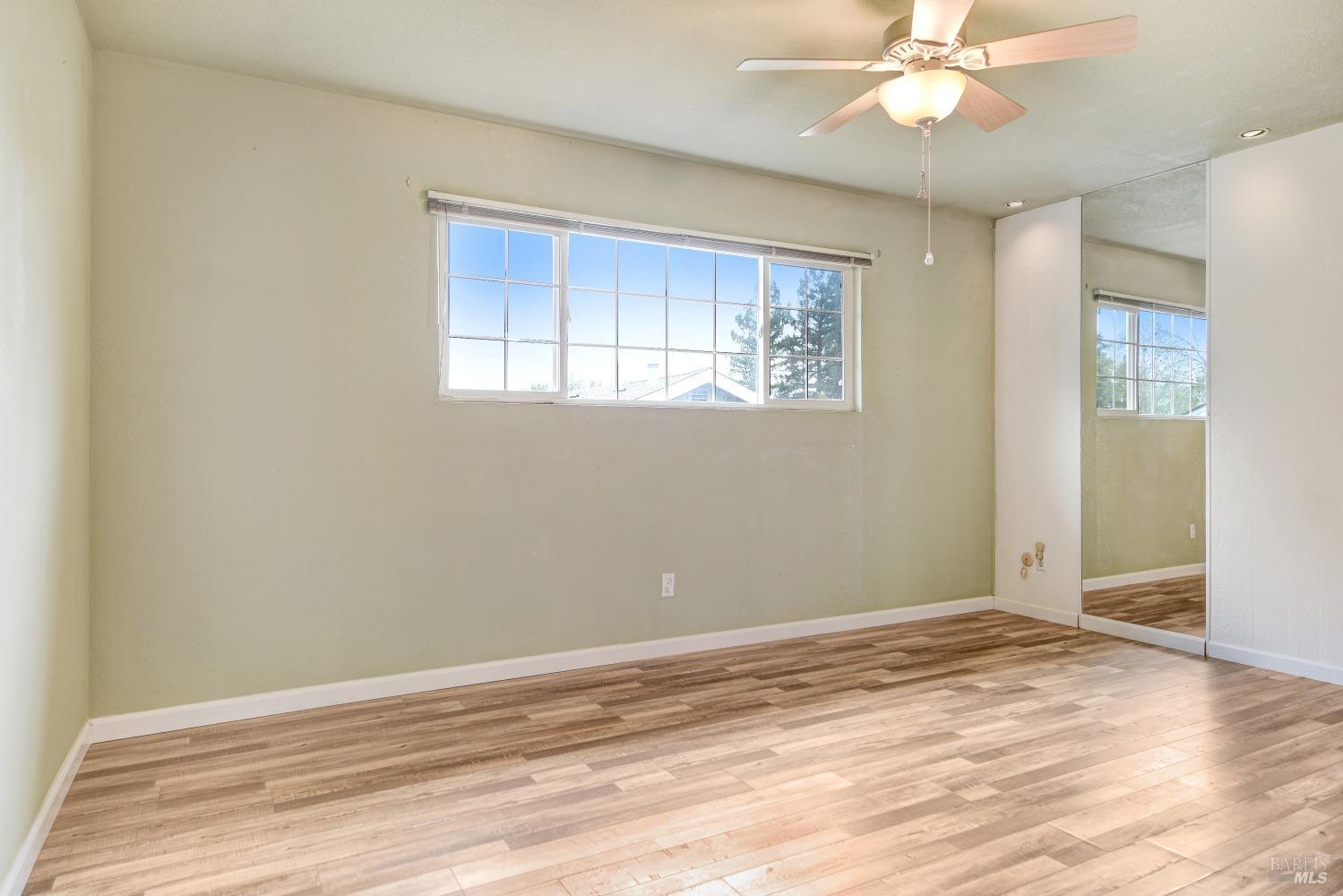 Detail Gallery Image 22 of 29 For 1728 Arroyo Sierra Cir, Santa Rosa,  CA 95405 - 3 Beds | 2/1 Baths