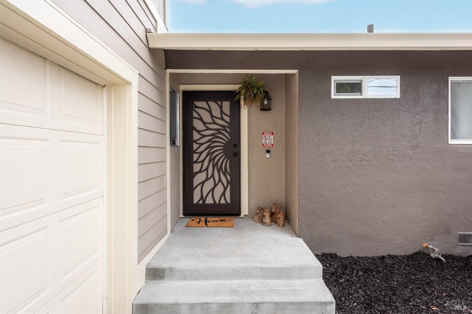 Detail Gallery Image 6 of 34 For 516 Alta Ave, Rohnert Park,  CA 94928 - 5 Beds | 3 Baths