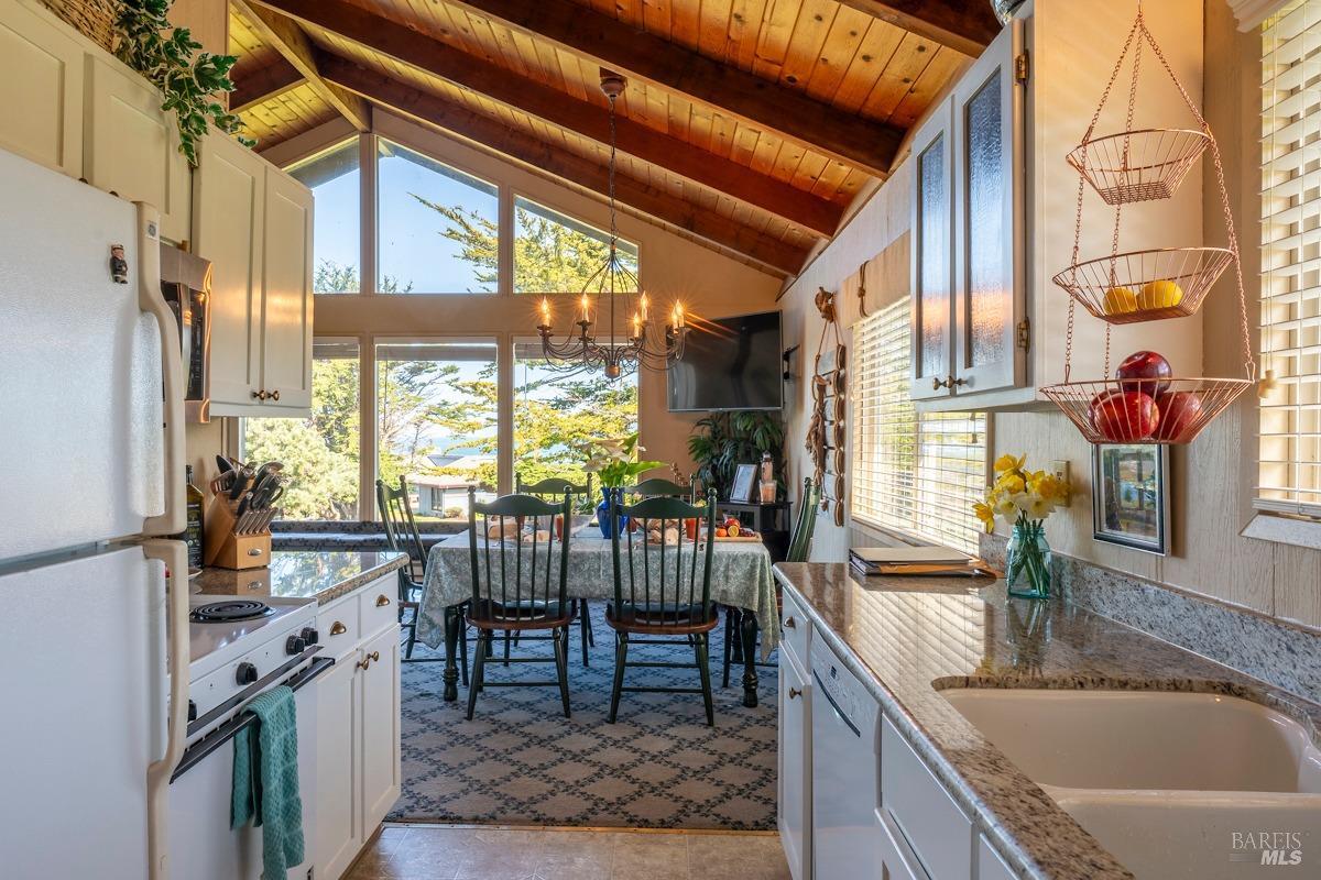 Detail Gallery Image 17 of 36 For 2721 White Gull Ct, Albion,  CA 95410 - 3 Beds | 2 Baths