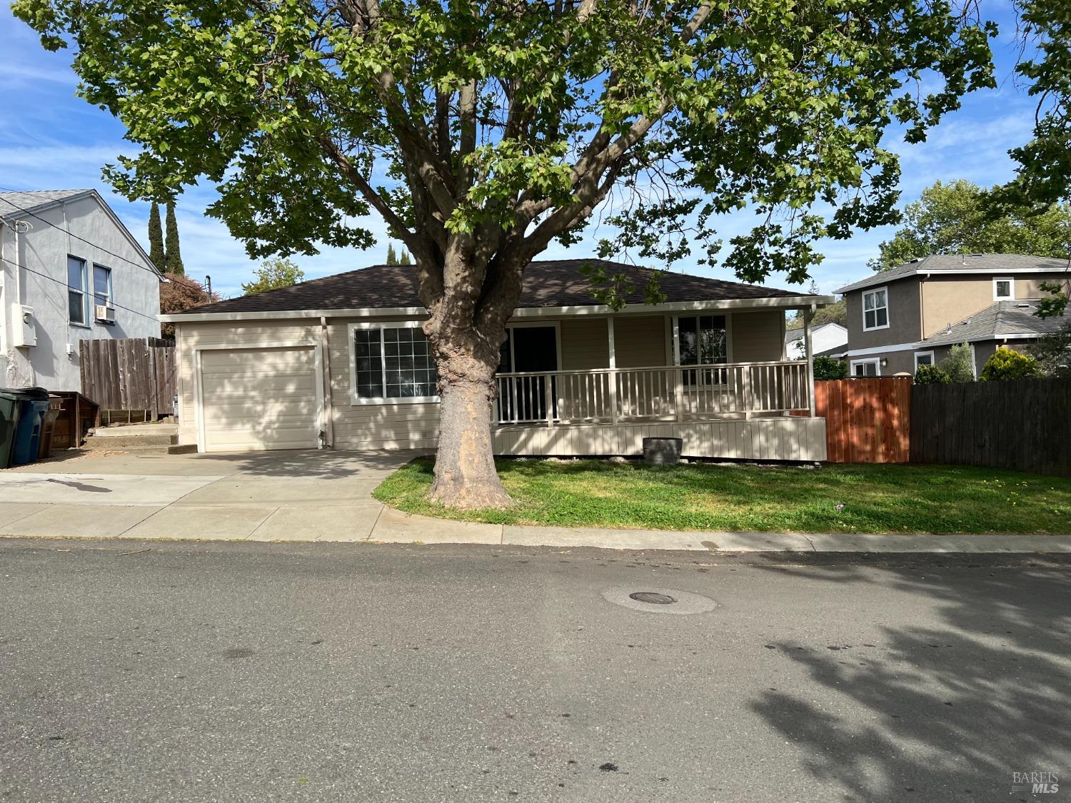 Detail Gallery Image 1 of 1 For 63 La Cruz Ave, Benicia,  CA 94510 - 3 Beds | 2 Baths
