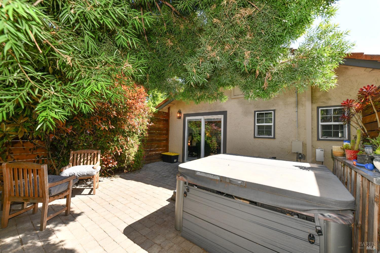 Detail Gallery Image 21 of 54 For 3657 Spurs Trl, American Canyon,  CA 94503 - 3 Beds | 3 Baths