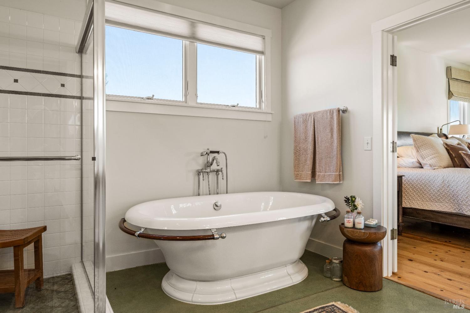 Detail Gallery Image 37 of 88 For 9420 Stevenson Bridge Rd, Winters,  CA 95694 - 8 Beds | 8/1 Baths