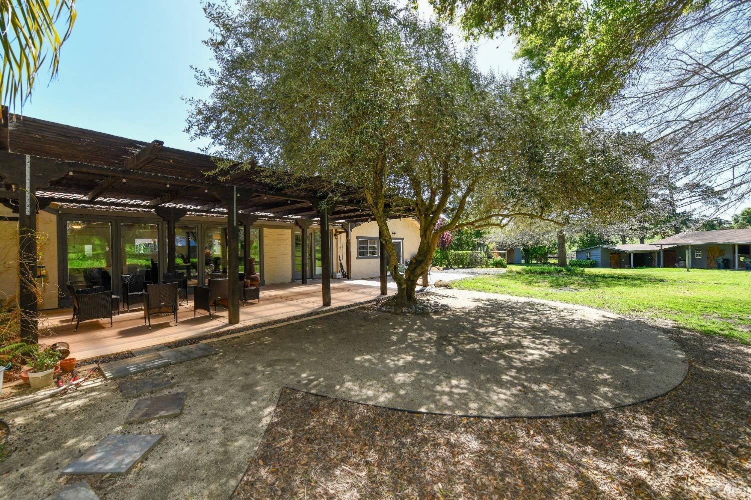 Detail Gallery Image 25 of 54 For 3657 Spurs Trl, American Canyon,  CA 94503 - 3 Beds | 3 Baths