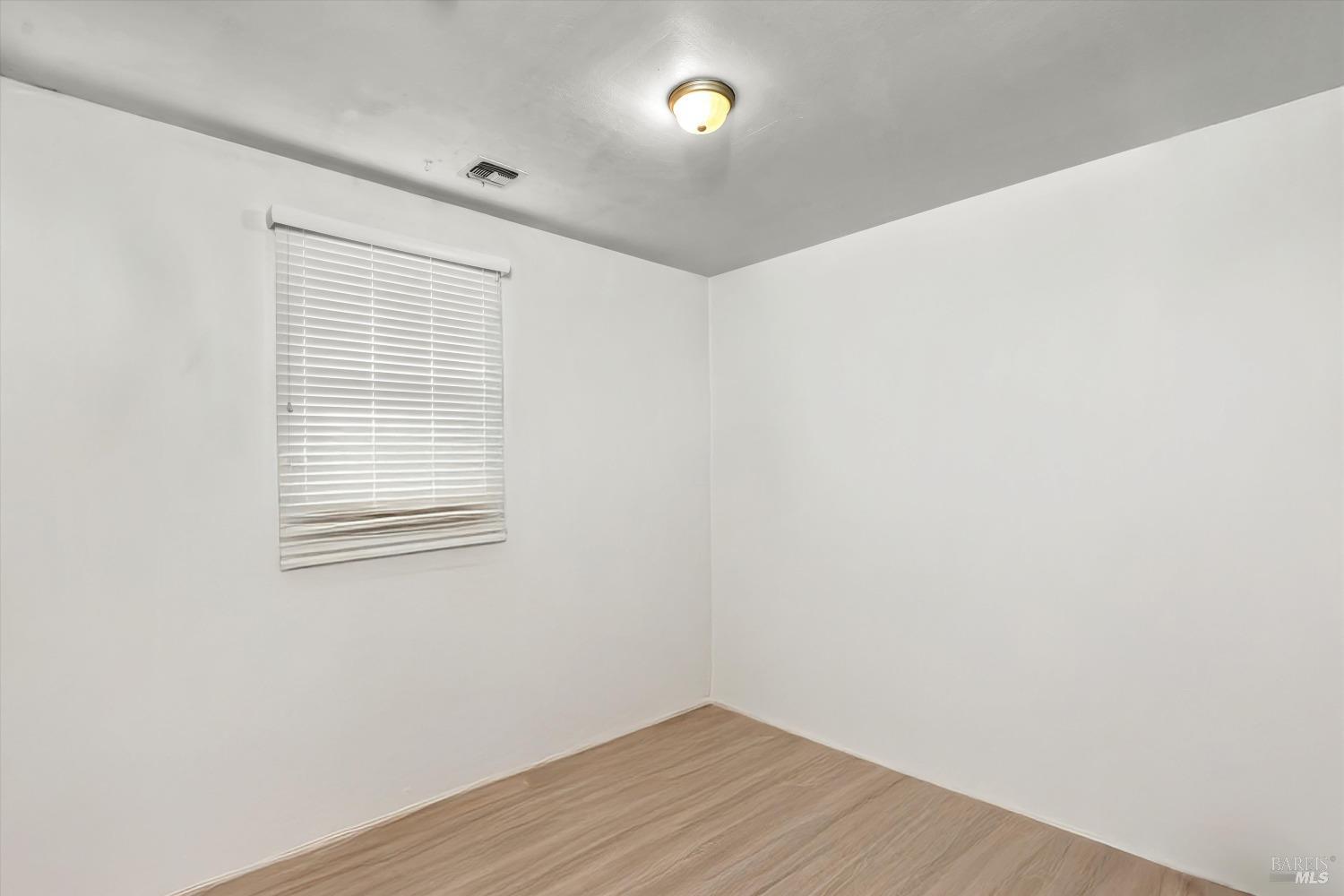 Detail Gallery Image 11 of 31 For 820 Clover Dr, Upper Lake,  CA 95485 - 4 Beds | 2/1 Baths