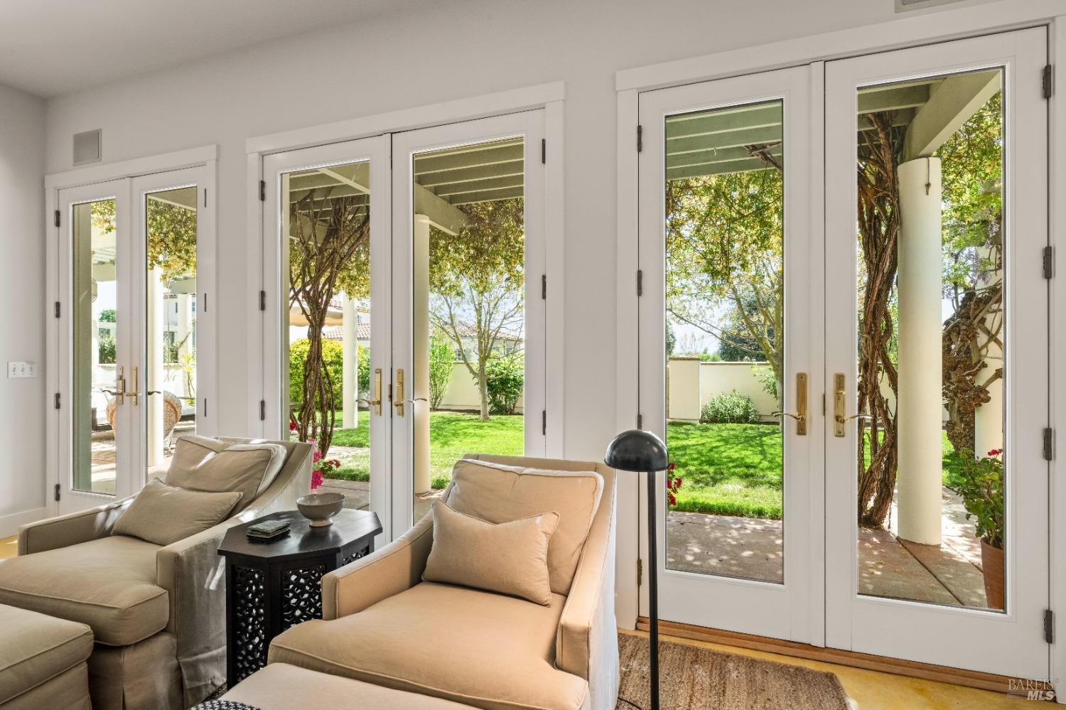 Detail Gallery Image 23 of 88 For 9420 Stevenson Bridge Rd, Winters,  CA 95694 - 8 Beds | 8/1 Baths