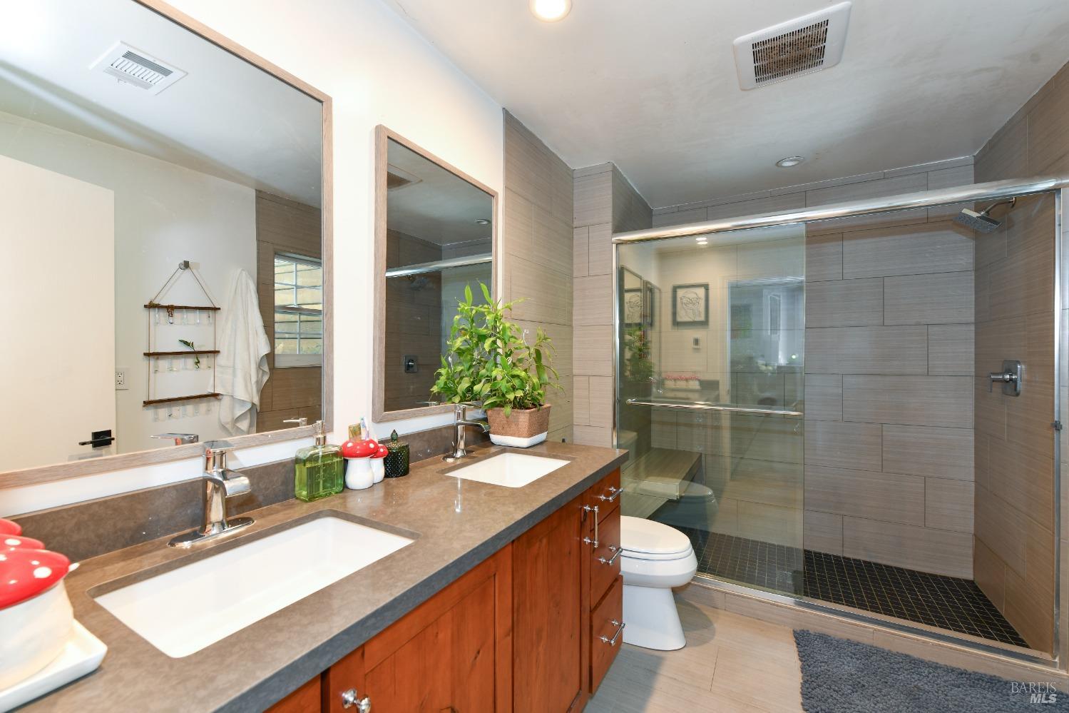 Detail Gallery Image 15 of 54 For 3657 Spurs Trl, American Canyon,  CA 94503 - 3 Beds | 3 Baths