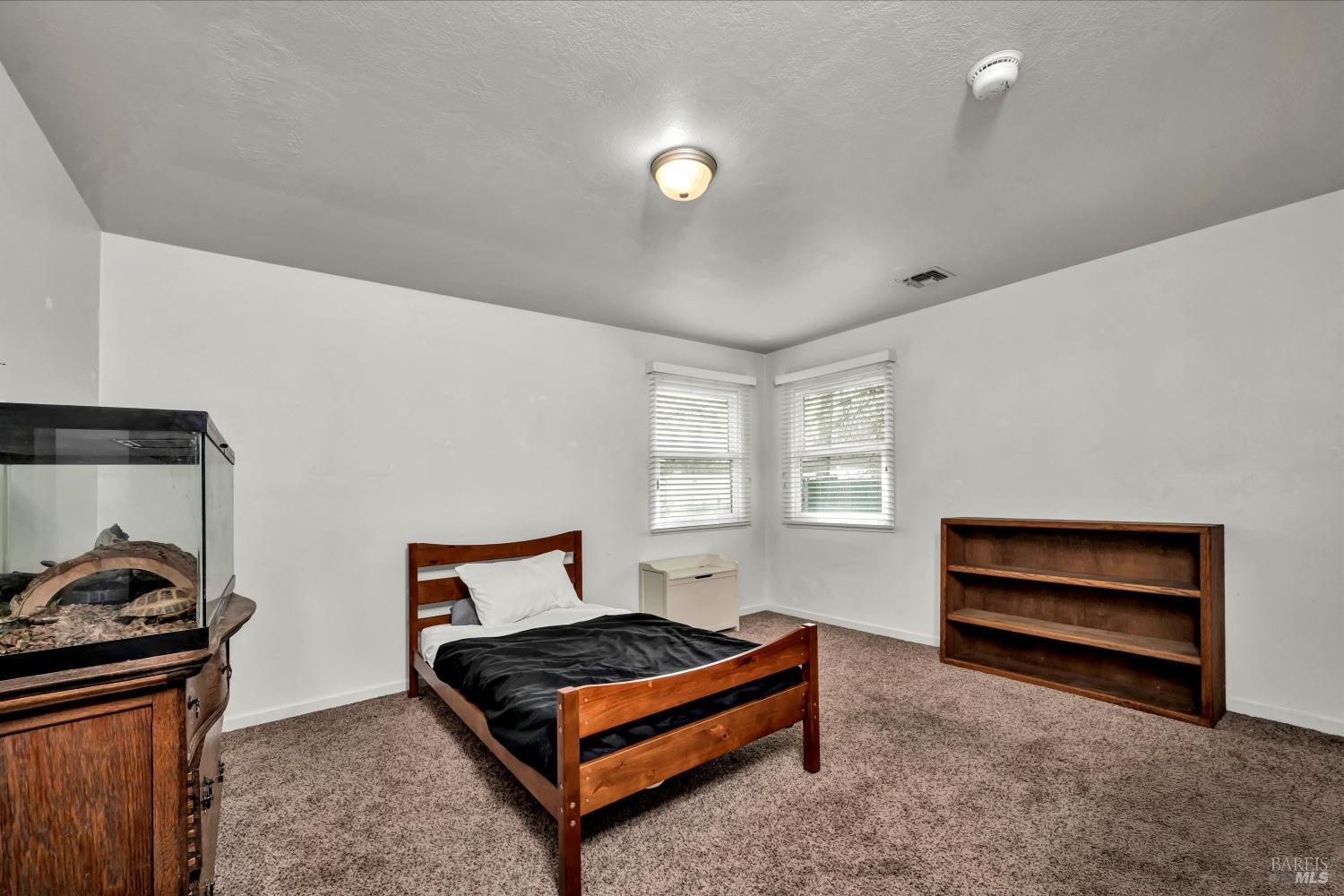 Detail Gallery Image 9 of 31 For 820 Clover Dr, Upper Lake,  CA 95485 - 4 Beds | 2/1 Baths