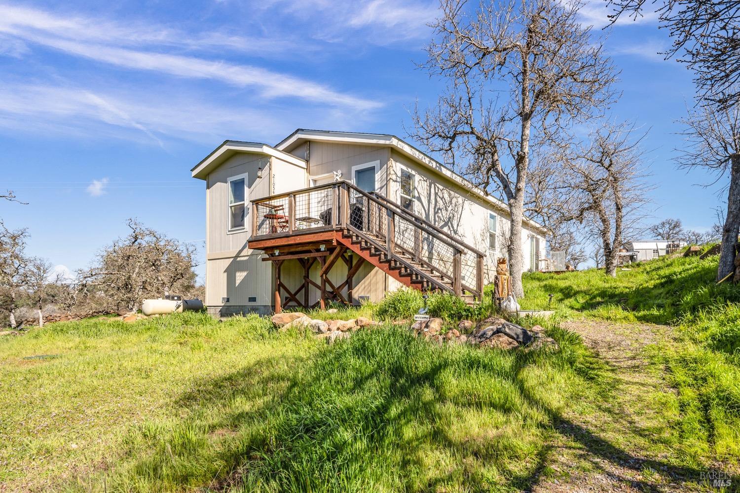 Detail Gallery Image 6 of 22 For 21054 Yankee Valley Rd, Hidden Valley Lake,  CA 95467 - 3 Beds | 2 Baths