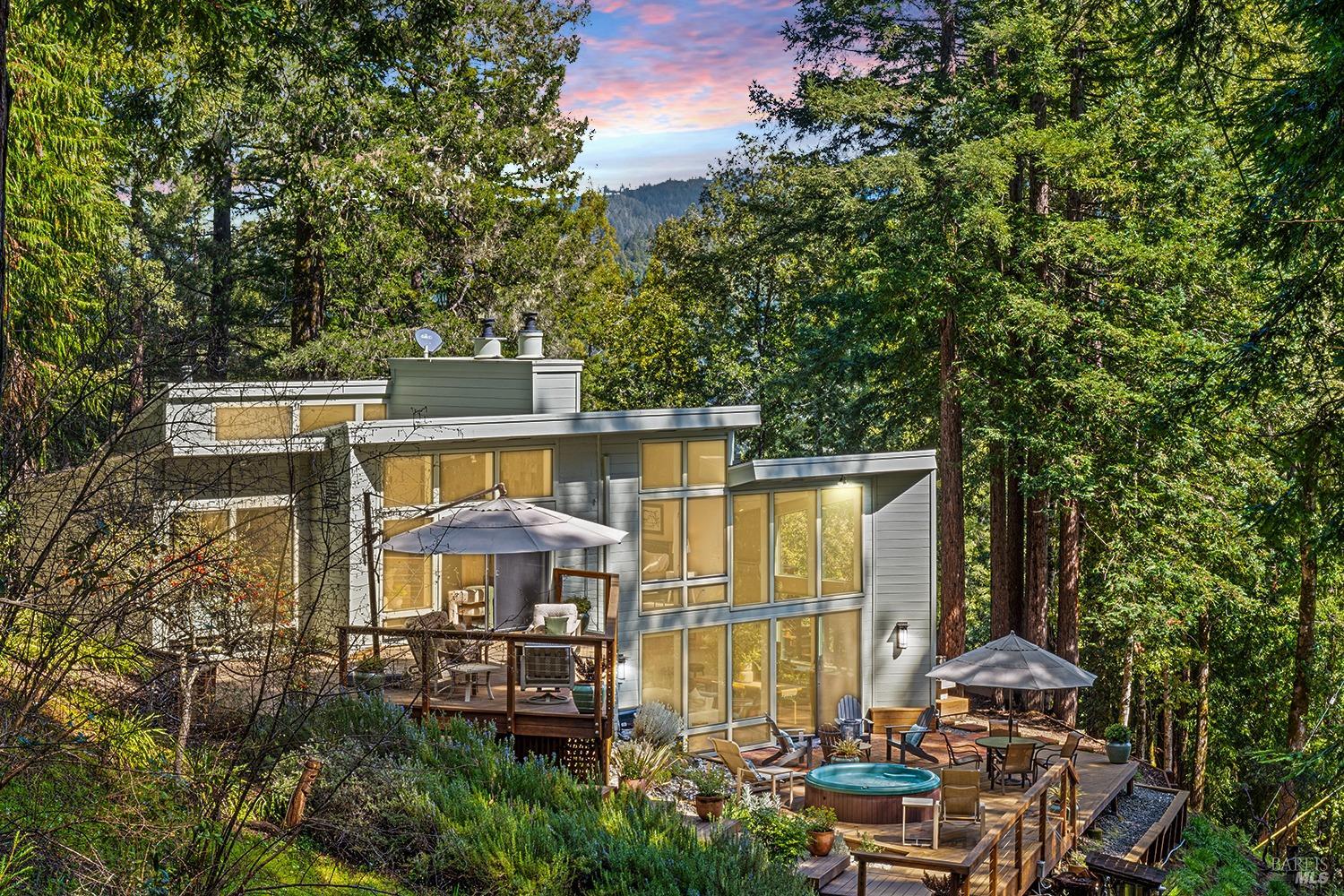 Detail Gallery Image 1 of 1 For 14490 Solaridge Rd, Guerneville,  CA 95446 - 3 Beds | 3/1 Baths