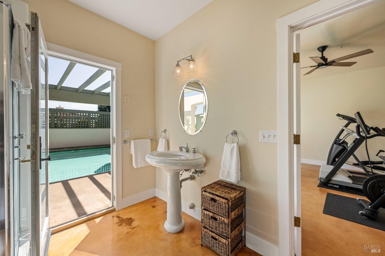 Detail Gallery Image 46 of 88 For 9420 Stevenson Bridge Rd, Winters,  CA 95694 - 8 Beds | 8/1 Baths