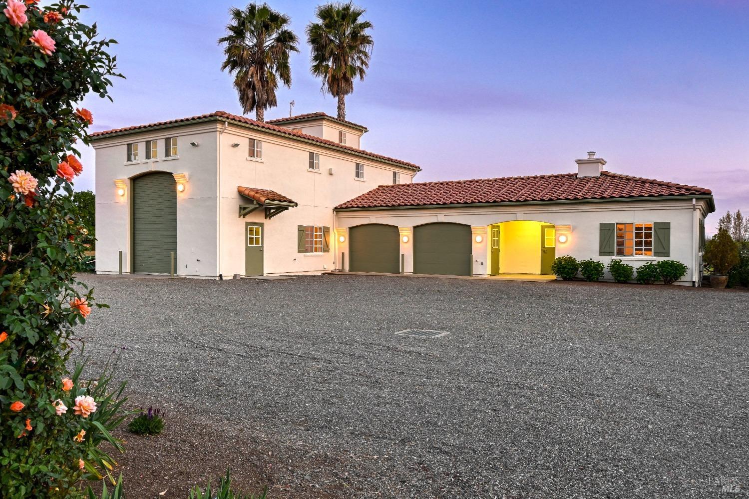 Detail Gallery Image 6 of 88 For 9420 Stevenson Bridge Rd, Winters,  CA 95694 - 8 Beds | 8/1 Baths