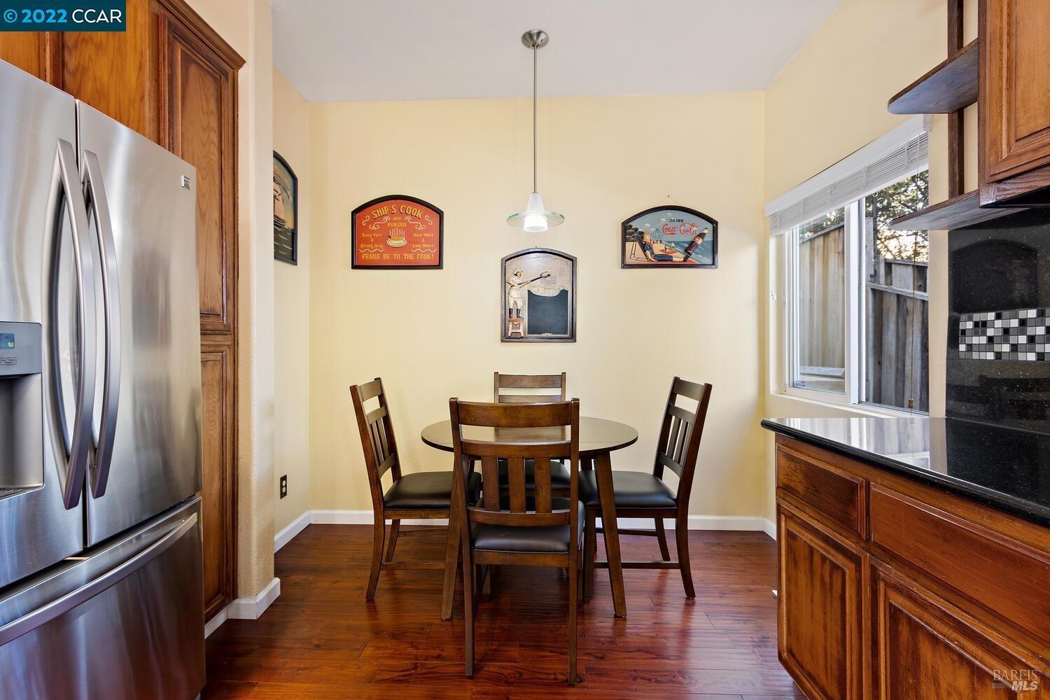 Detail Gallery Image 13 of 24 For 561 Jade Cir, Vallejo,  CA 94590 - 3 Beds | 2/1 Baths