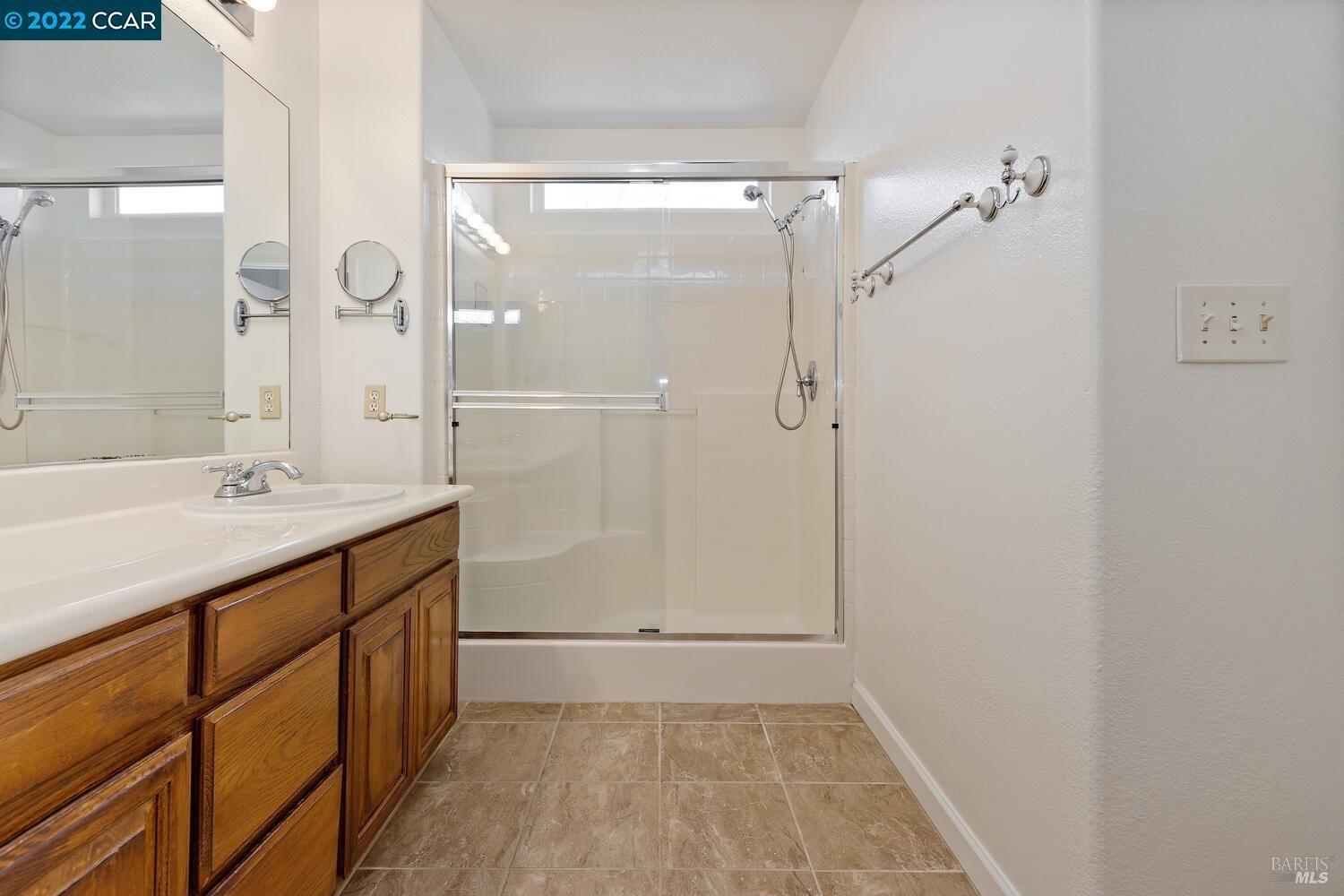 Detail Gallery Image 21 of 24 For 561 Jade Cir, Vallejo,  CA 94590 - 3 Beds | 2/1 Baths