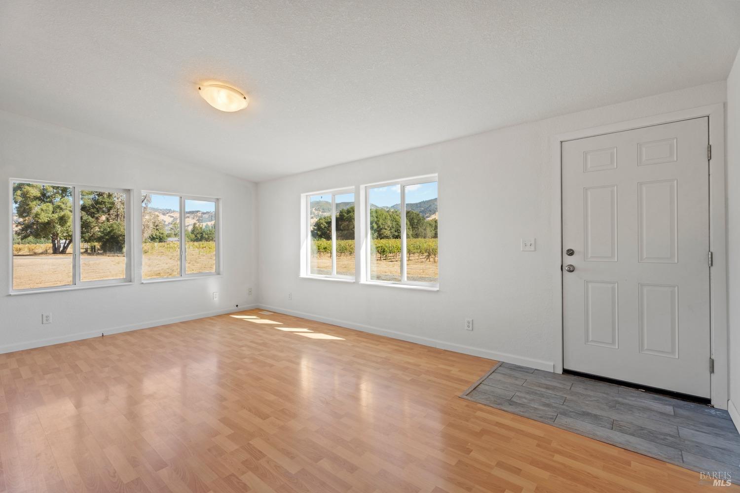 Detail Gallery Image 28 of 37 For 2301 Road H Unkn, Redwood Valley,  CA 95470 - 2 Beds | 1 Baths