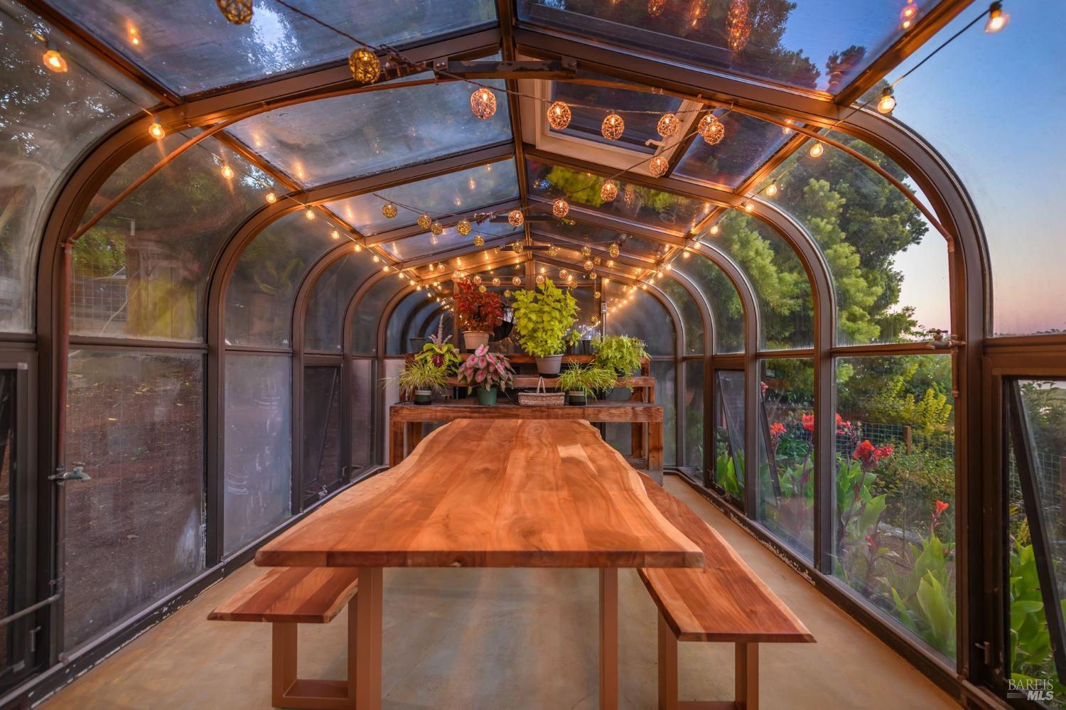 Detail Gallery Image 29 of 30 For Address Is Not Disclosed, Mill Valley,  CA 94941 - 5 Beds | 4/1 Baths