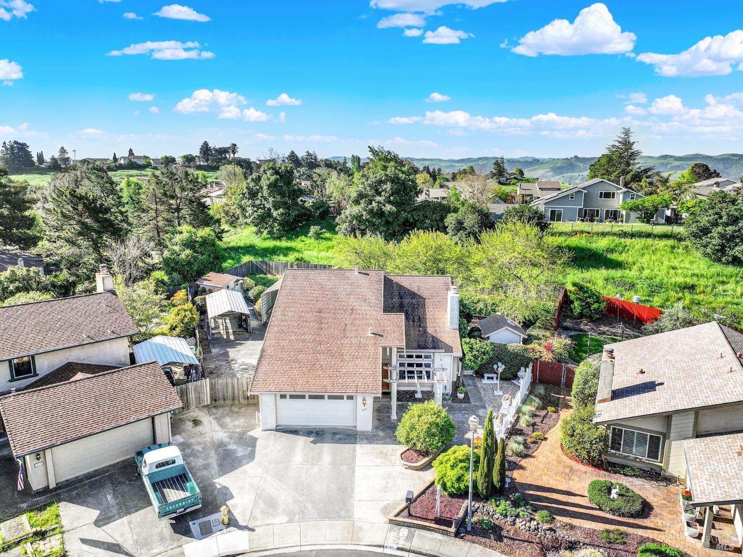 Detail Gallery Image 3 of 80 For 410 Duvall Ct, Benicia,  CA 94510 - 4 Beds | 3 Baths