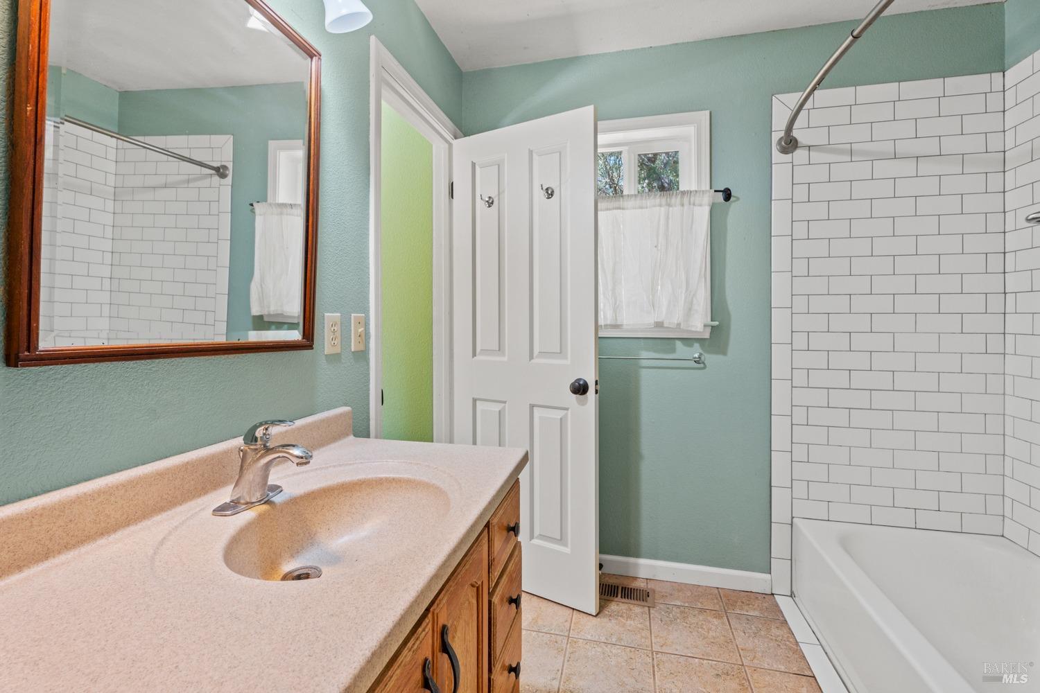 Detail Gallery Image 37 of 37 For 2301 Road H Unkn, Redwood Valley,  CA 95470 - 2 Beds | 1 Baths