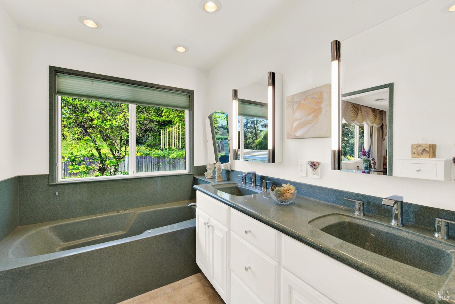Detail Gallery Image 54 of 80 For 410 Duvall Ct, Benicia,  CA 94510 - 4 Beds | 3 Baths