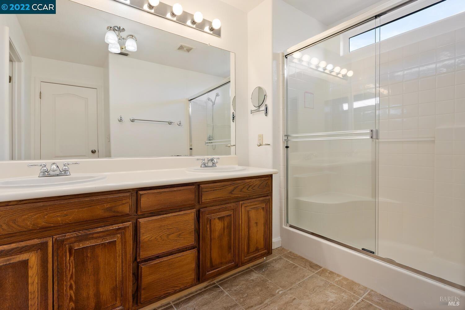 Detail Gallery Image 20 of 24 For 561 Jade Cir, Vallejo,  CA 94590 - 3 Beds | 2/1 Baths