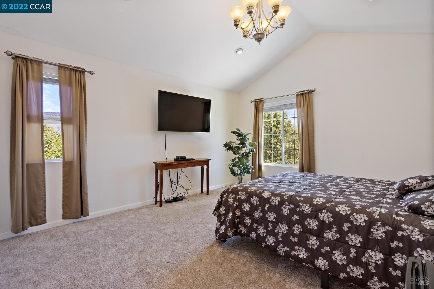 Detail Gallery Image 19 of 24 For 561 Jade Cir, Vallejo,  CA 94590 - 3 Beds | 2/1 Baths