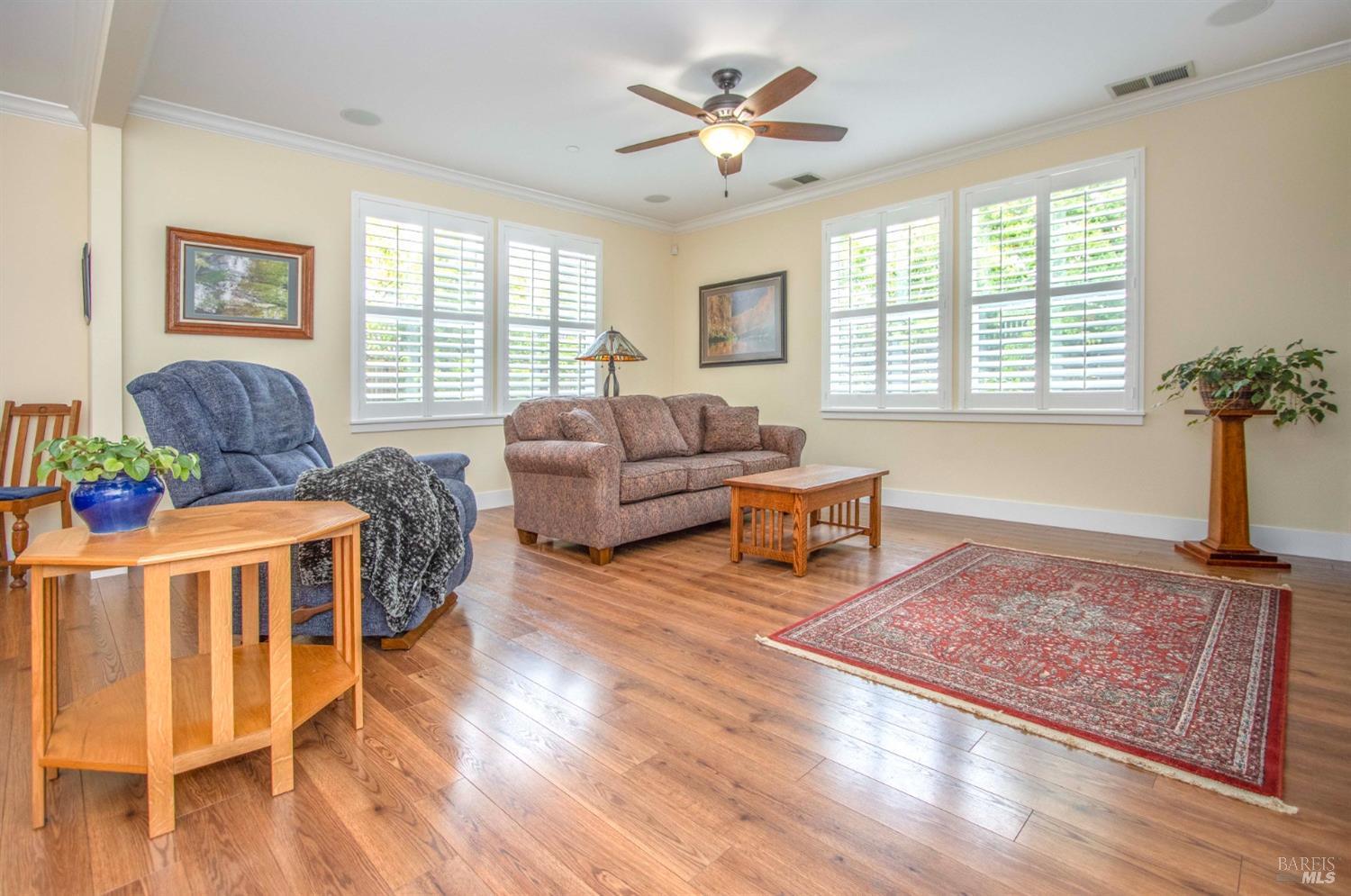 Detail Gallery Image 21 of 54 For 209 Club Dr, Novato,  CA 94945 - 3 Beds | 2/1 Baths