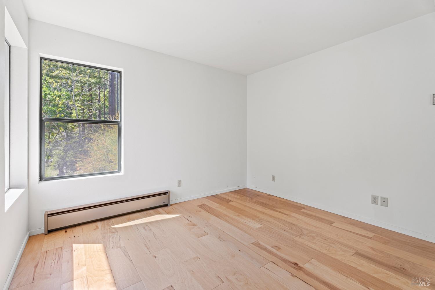 Detail Gallery Image 17 of 43 For 31150 Comptche Ukiah Rd, Comptche,  CA 95427 - 3 Beds | 1/1 Baths