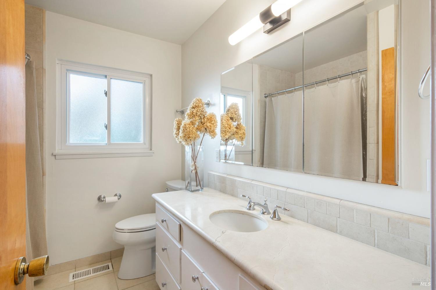 Detail Gallery Image 33 of 56 For 350 Newton Way, Angwin,  CA 94508 - 3 Beds | 2 Baths