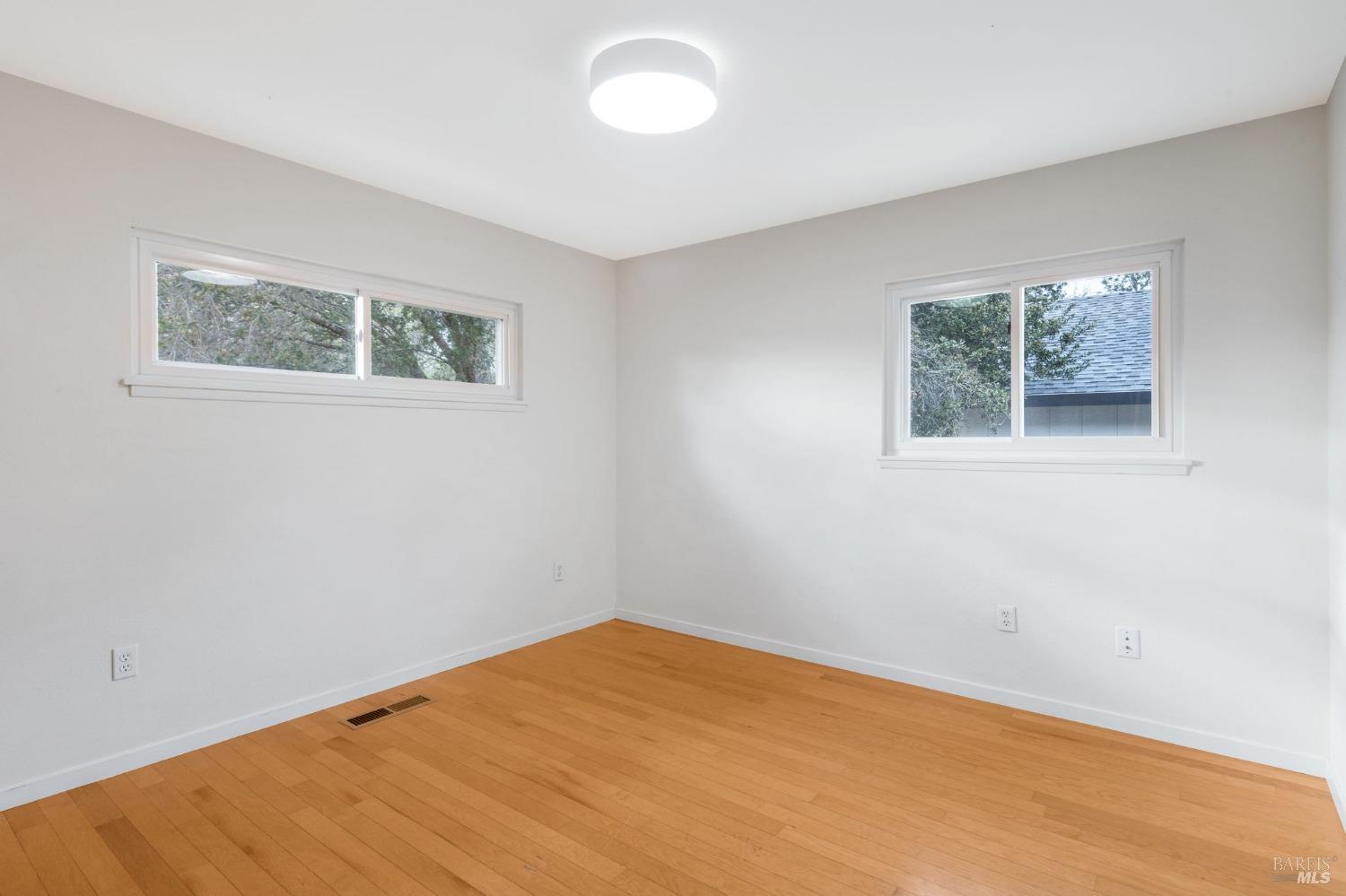 Detail Gallery Image 32 of 56 For 350 Newton Way, Angwin,  CA 94508 - 3 Beds | 2 Baths