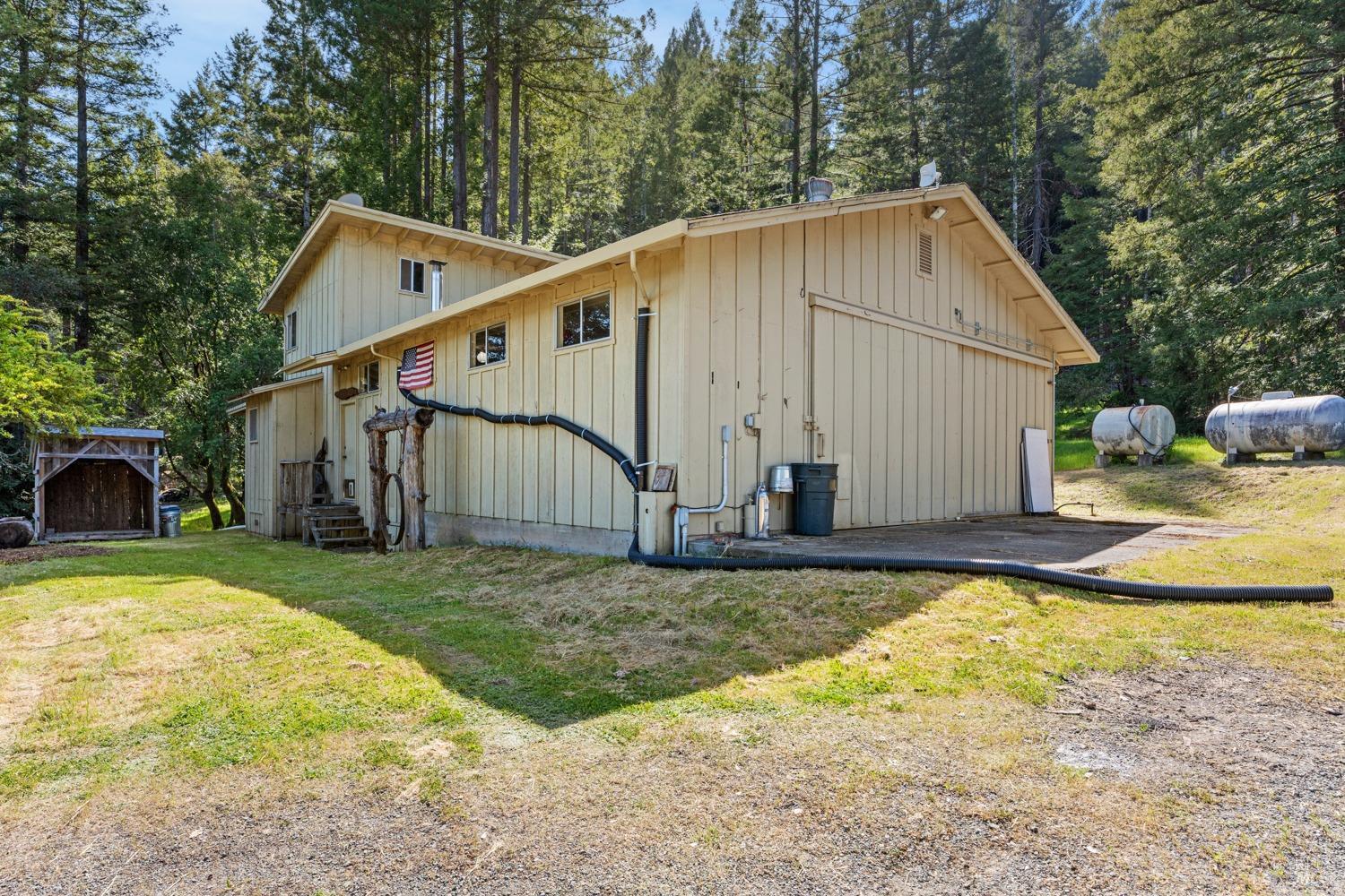 Detail Gallery Image 28 of 43 For 31150 Comptche Ukiah Rd, Comptche,  CA 95427 - 3 Beds | 1/1 Baths