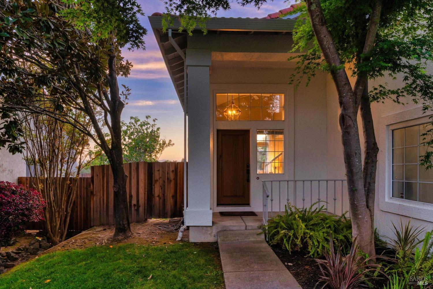 Detail Gallery Image 28 of 29 For 1125 El Macero Way, Windsor,  CA 95492 - 3 Beds | 2/1 Baths