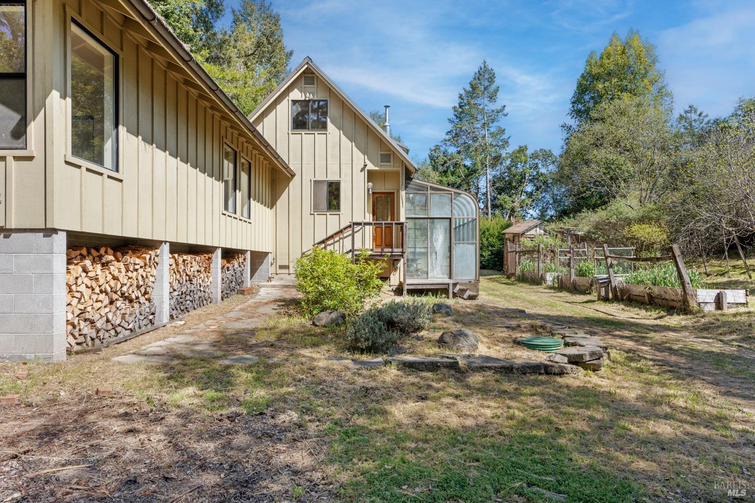 Detail Gallery Image 3 of 43 For 31150 Comptche Ukiah Rd, Comptche,  CA 95427 - 3 Beds | 1/1 Baths