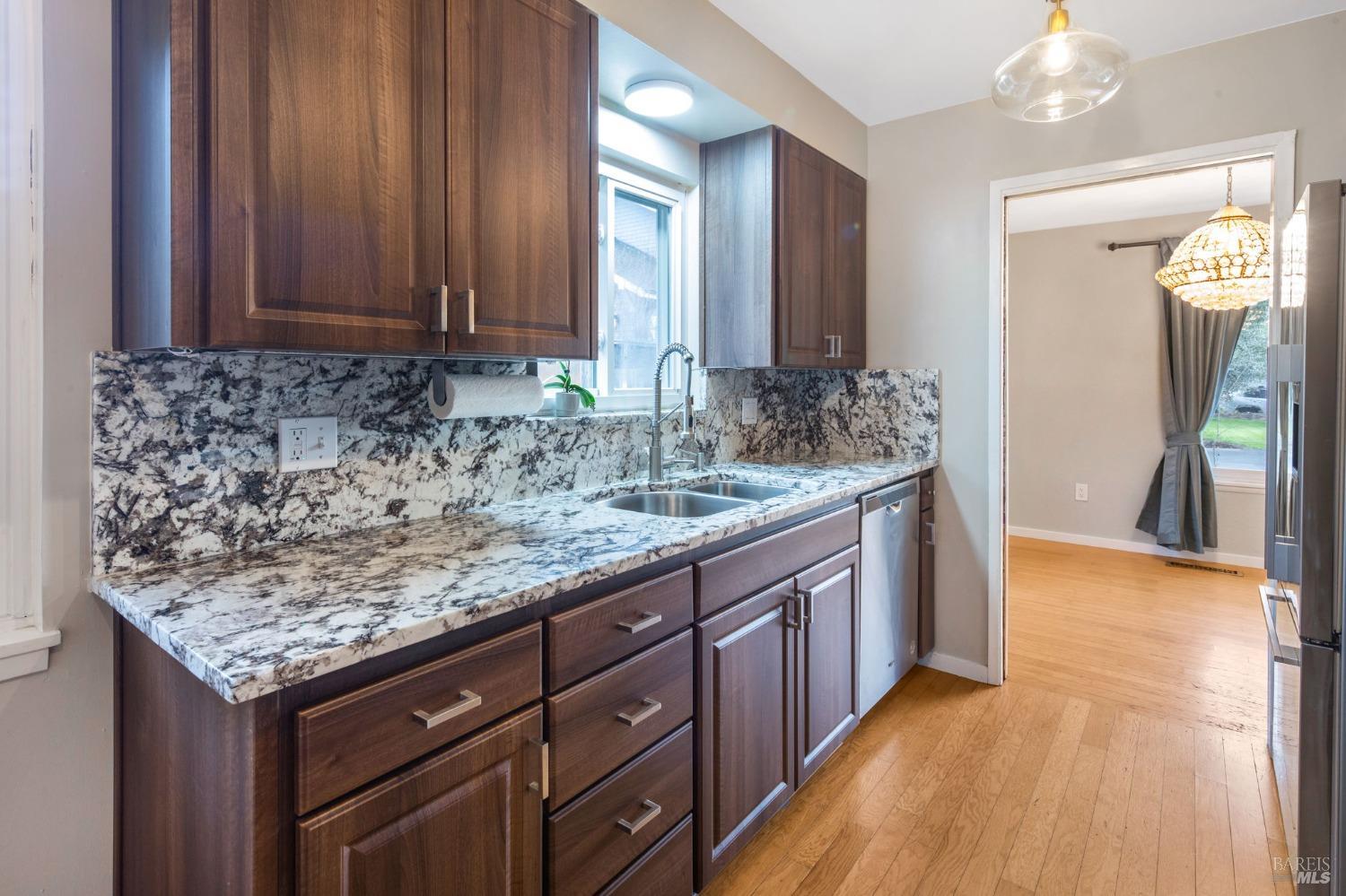Detail Gallery Image 16 of 56 For 350 Newton Way, Angwin,  CA 94508 - 3 Beds | 2 Baths