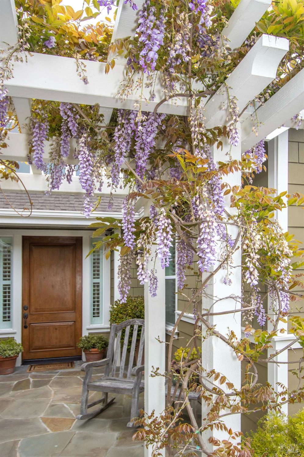 Detail Gallery Image 7 of 54 For 209 Club Dr, Novato,  CA 94945 - 3 Beds | 2/1 Baths