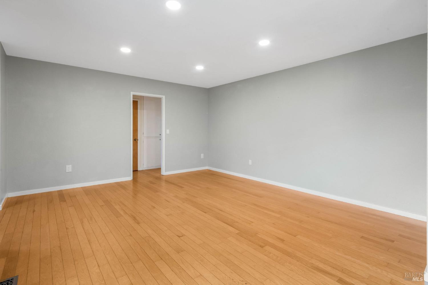 Detail Gallery Image 21 of 56 For 350 Newton Way, Angwin,  CA 94508 - 3 Beds | 2 Baths