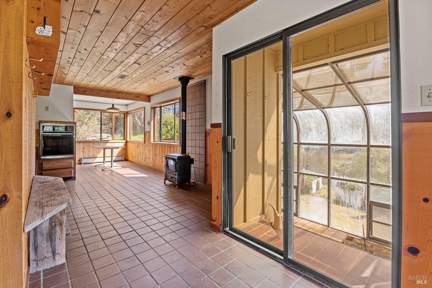 Detail Gallery Image 16 of 43 For 31150 Comptche Ukiah Rd, Comptche,  CA 95427 - 3 Beds | 1/1 Baths