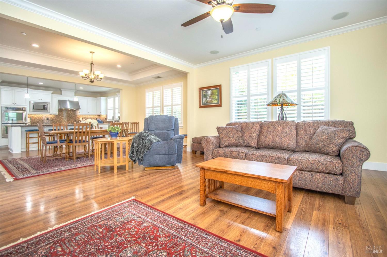 Detail Gallery Image 22 of 54 For 209 Club Dr, Novato,  CA 94945 - 3 Beds | 2/1 Baths