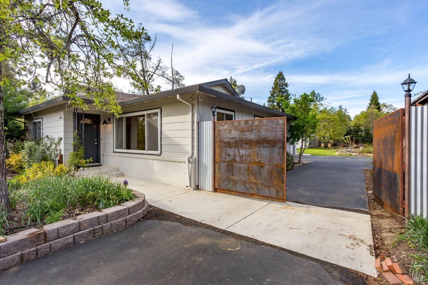 Detail Gallery Image 11 of 56 For 350 Newton Way, Angwin,  CA 94508 - 3 Beds | 2 Baths