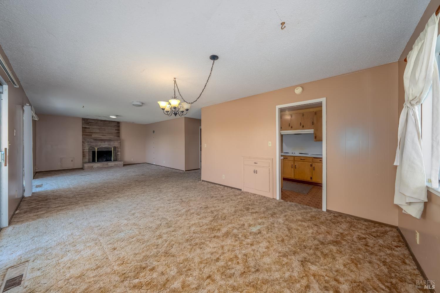 Detail Gallery Image 13 of 62 For 1450 Orchid Way, Lakeport,  CA 95453 - 3 Beds | 2 Baths