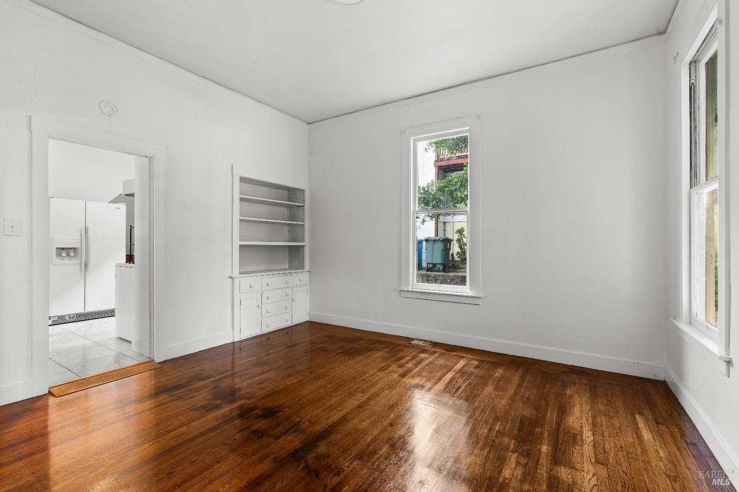 Detail Gallery Image 6 of 56 For 708 York St, Vallejo,  CA 94590 - 4 Beds | 2 Baths