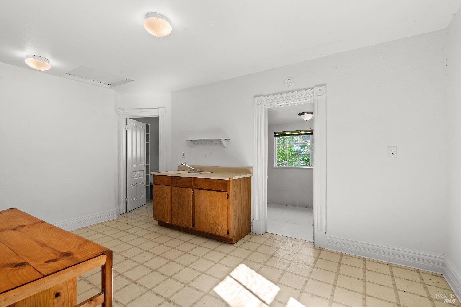 Detail Gallery Image 27 of 56 For 708 York St, Vallejo,  CA 94590 - 4 Beds | 2 Baths