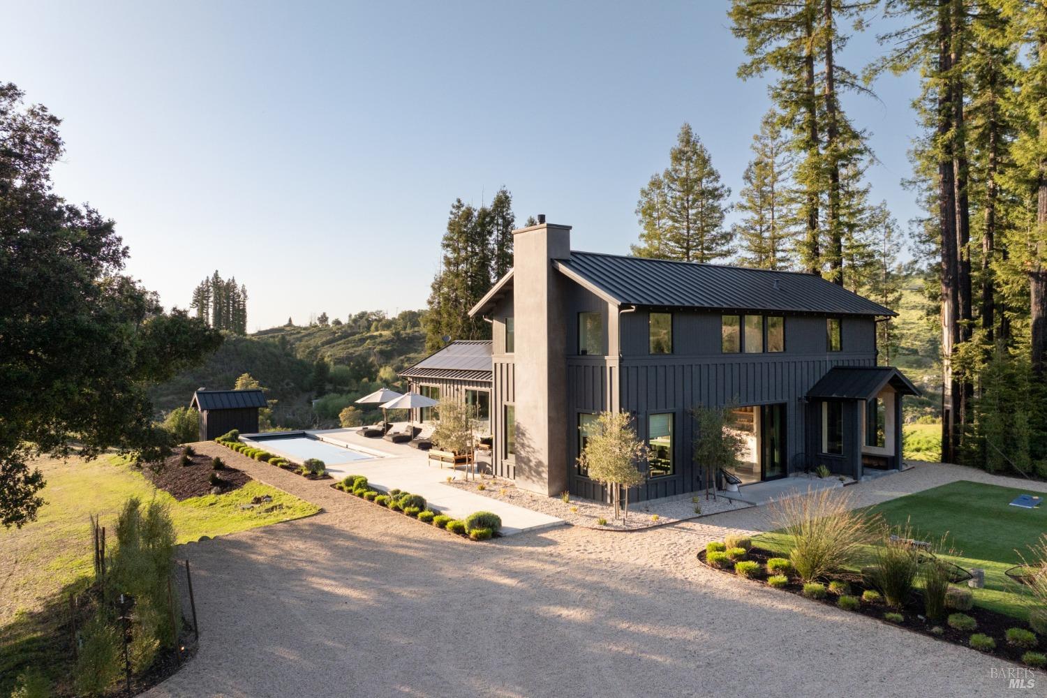 Detail Gallery Image 3 of 36 For 3870 Mountain Home Ranch Rd, Calistoga,  CA 94515 - 4 Beds | 4/2 Baths