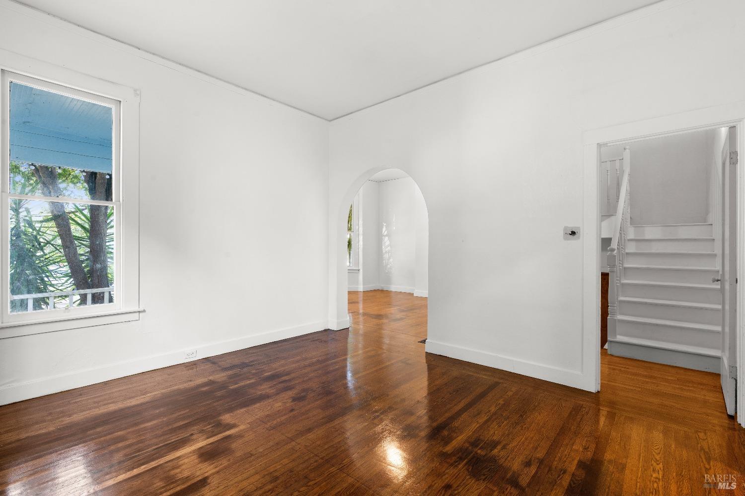 Detail Gallery Image 8 of 56 For 708 York St, Vallejo,  CA 94590 - 4 Beds | 2 Baths