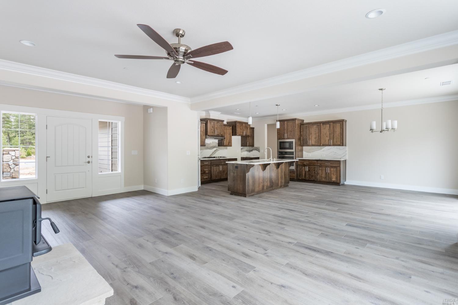 Detail Gallery Image 6 of 40 For 7750 Princess Pine Pl, Shingletown,  CA 96088 - 5 Beds | 3 Baths