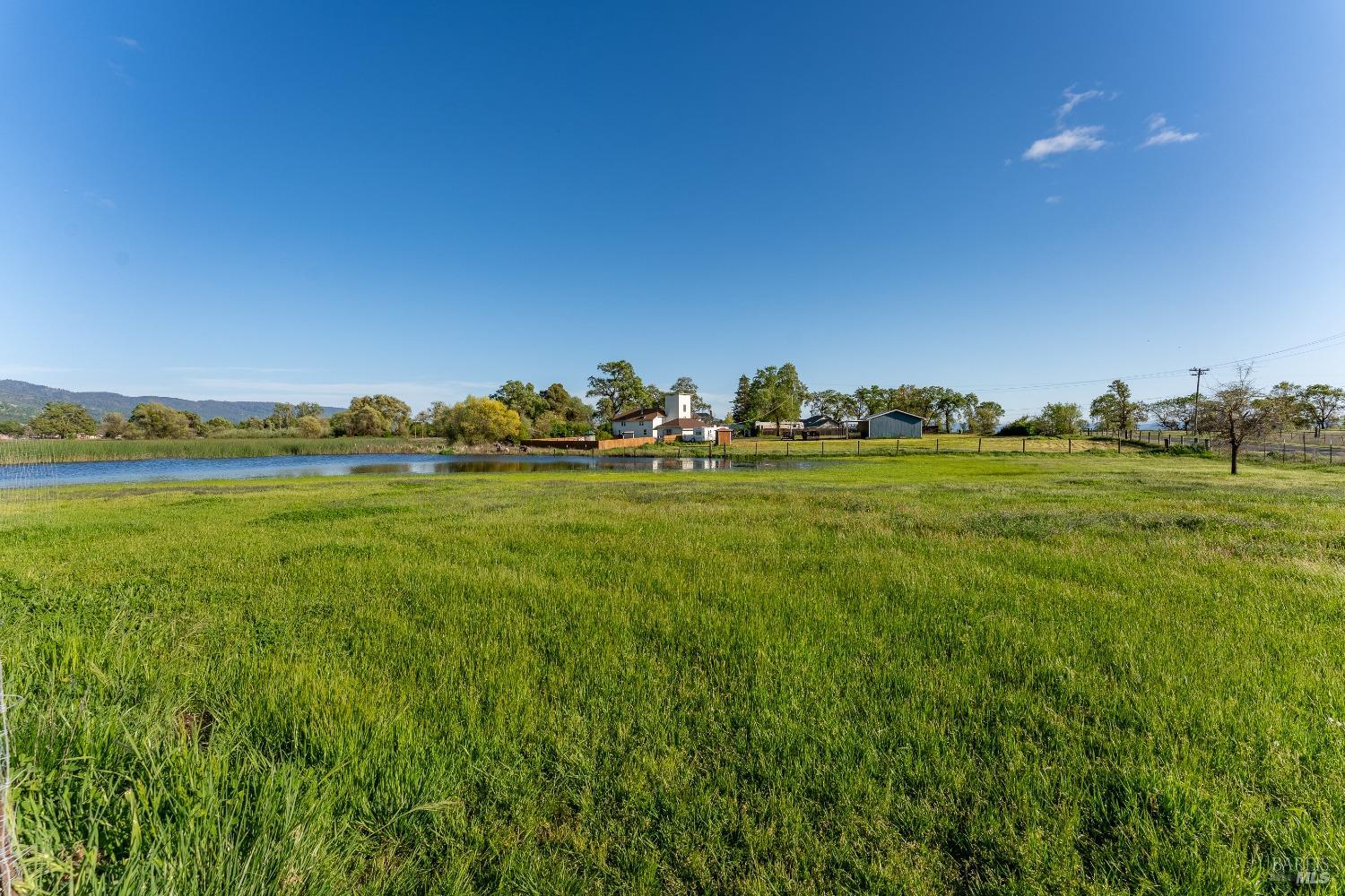 Detail Gallery Image 37 of 49 For 2260 Lakeshore Blvd, Upper Lake,  CA 95485 - 3 Beds | 3 Baths