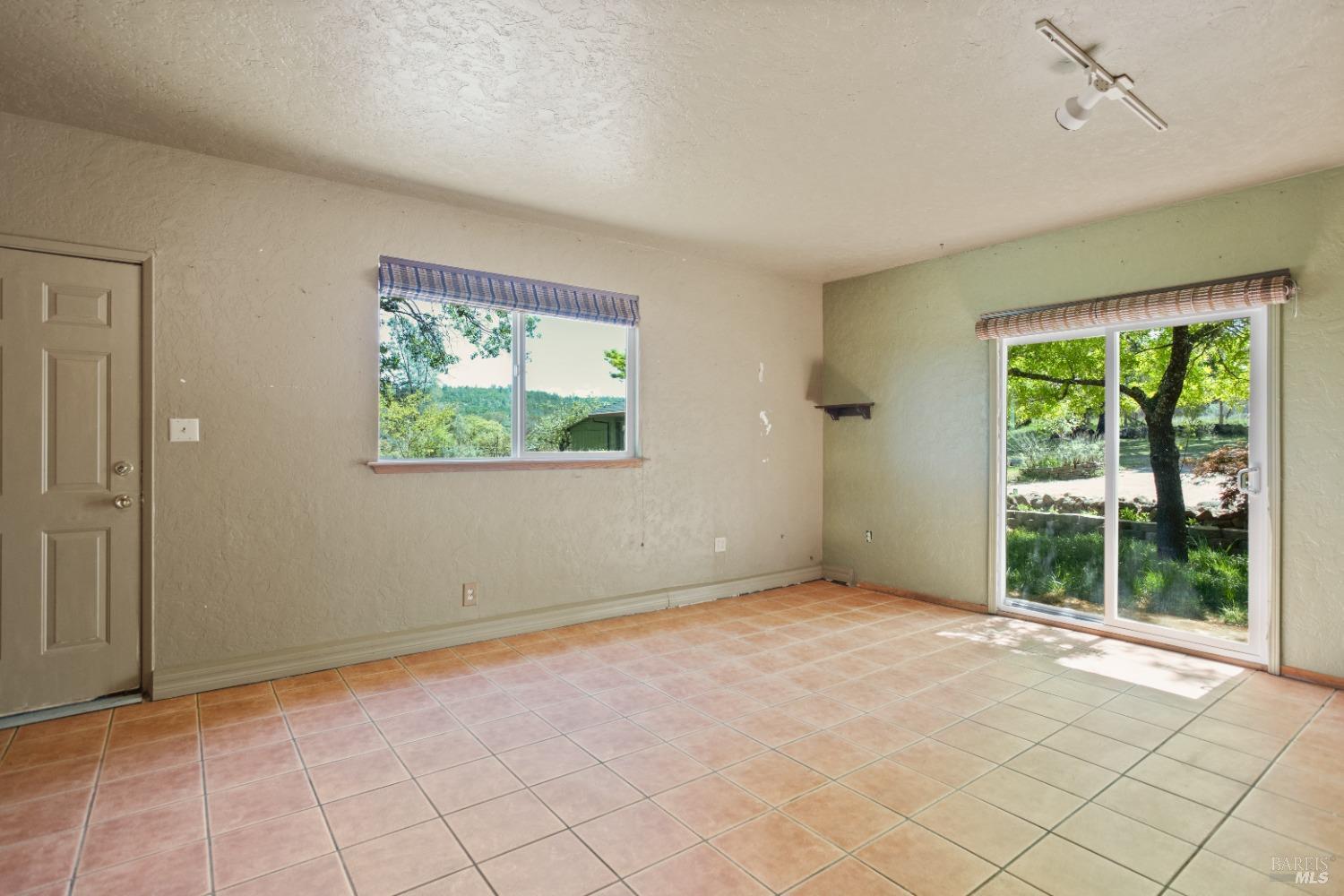 Detail Gallery Image 15 of 26 For 6867 Alpine Ridge Rd, Shingletown,  CA 96088 - 3 Beds | 3 Baths