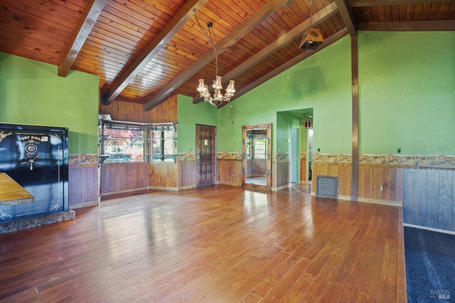 Detail Gallery Image 4 of 26 For 6867 Alpine Ridge Rd, Shingletown,  CA 96088 - 3 Beds | 3 Baths